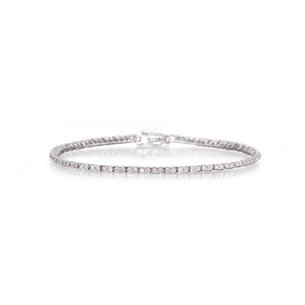 18ct White Gold Diamond Tennis Bracelet set with 94 x Round Brilliant Cut Diamonds each 0.015cts G/H VS-SI