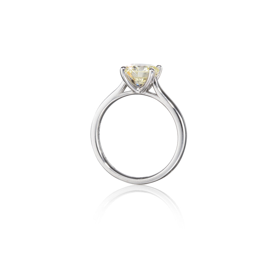 18ct White Gold Solitaire Diamond Ring side view on white background