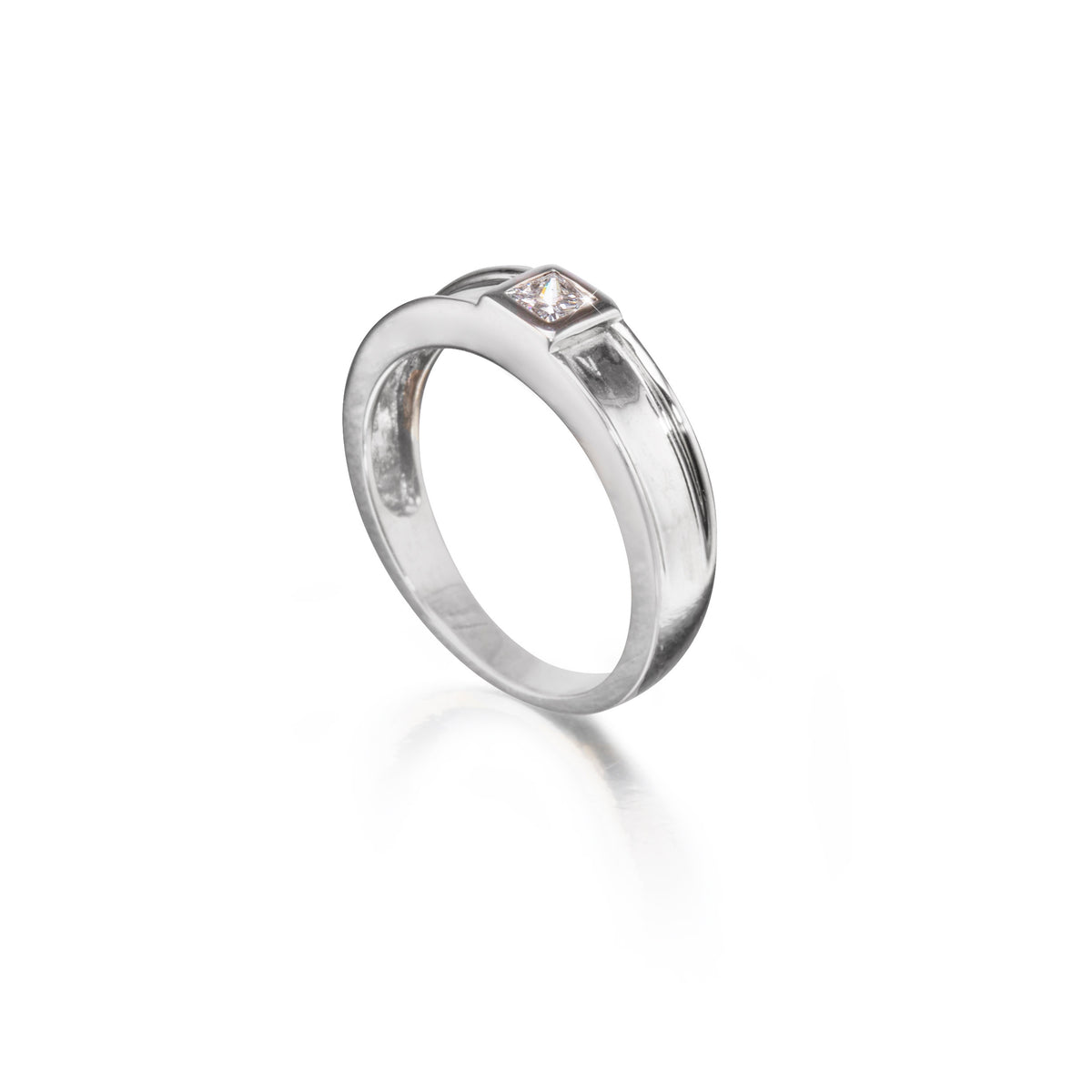 9ct White Gold Diamond Ring top view on white background
