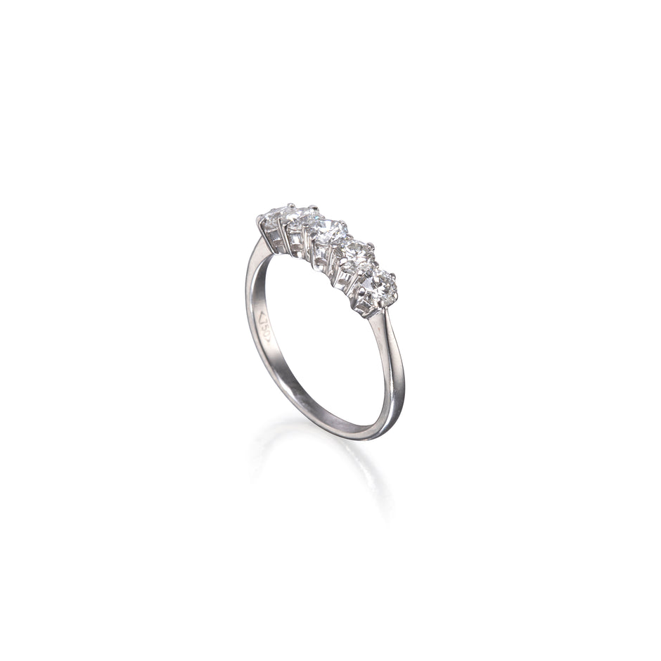 18ct White Gold Prong-Set Curved Basket Ring