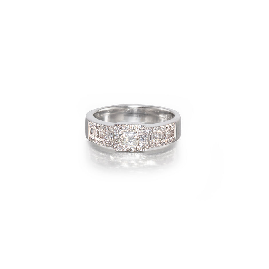 18ct white gold diamond cluster ring South Africa