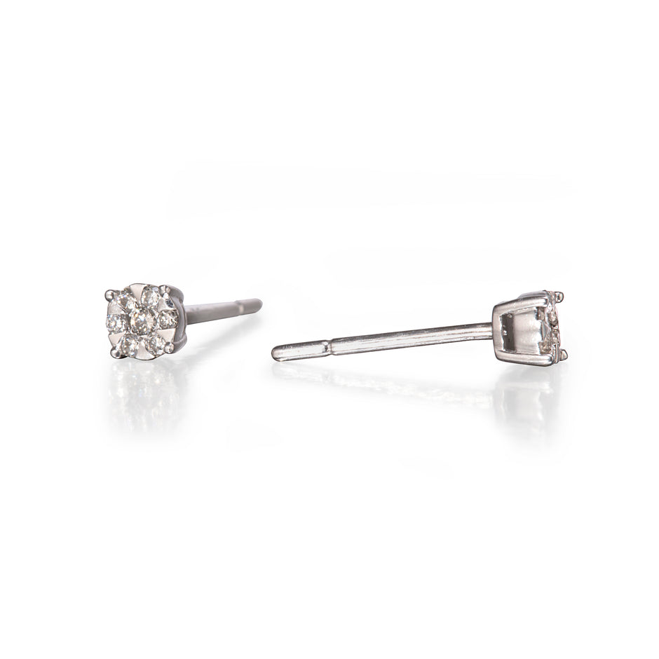 9ct White Gold illusion Cluster Diamond Stud Earrings