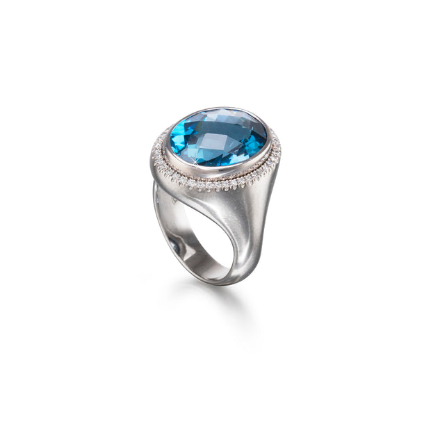 18ct White Gold Charles Greig London Blue Topaz and Diamond Ring