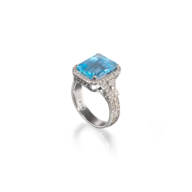 Vintage Style 9ct White Gold Blue Topaz Diamond Ring