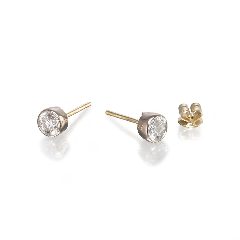 18ct White and Yellow Gold Bezel Stud Diamond Earrings