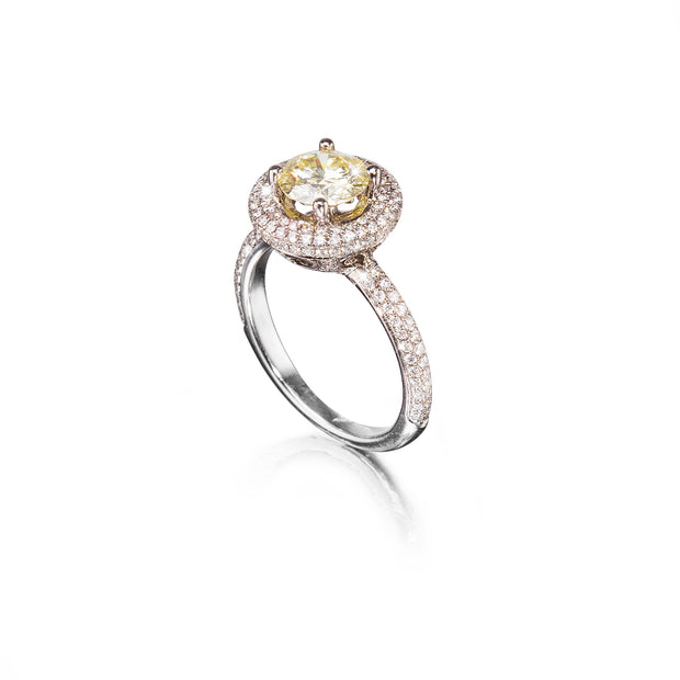 18ct White Gold Diamond Ring