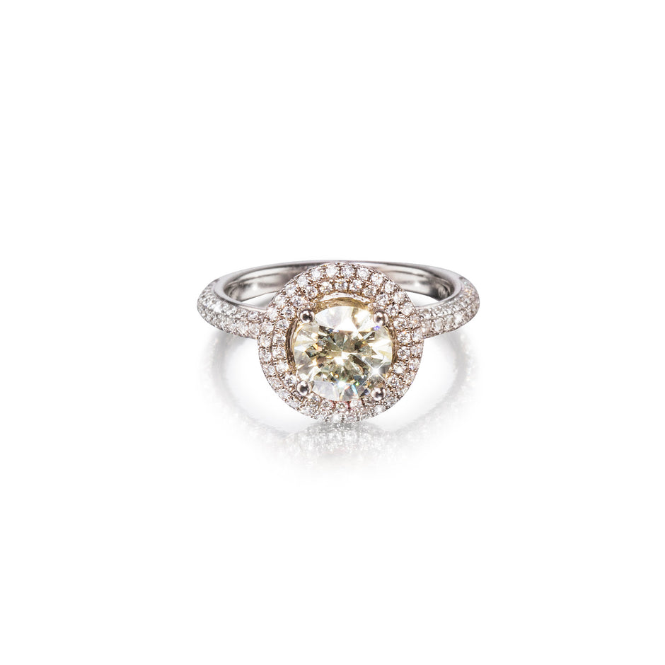 18ct white gold Diamond Engagement Ring with certified round brilliant centre, available in South Africa