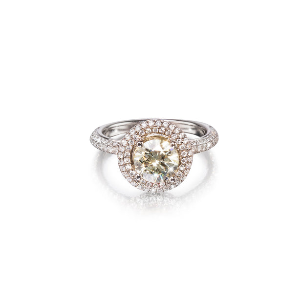 18ct white gold Diamond Engagement Ring with certified round brilliant centre, available in South Africa
