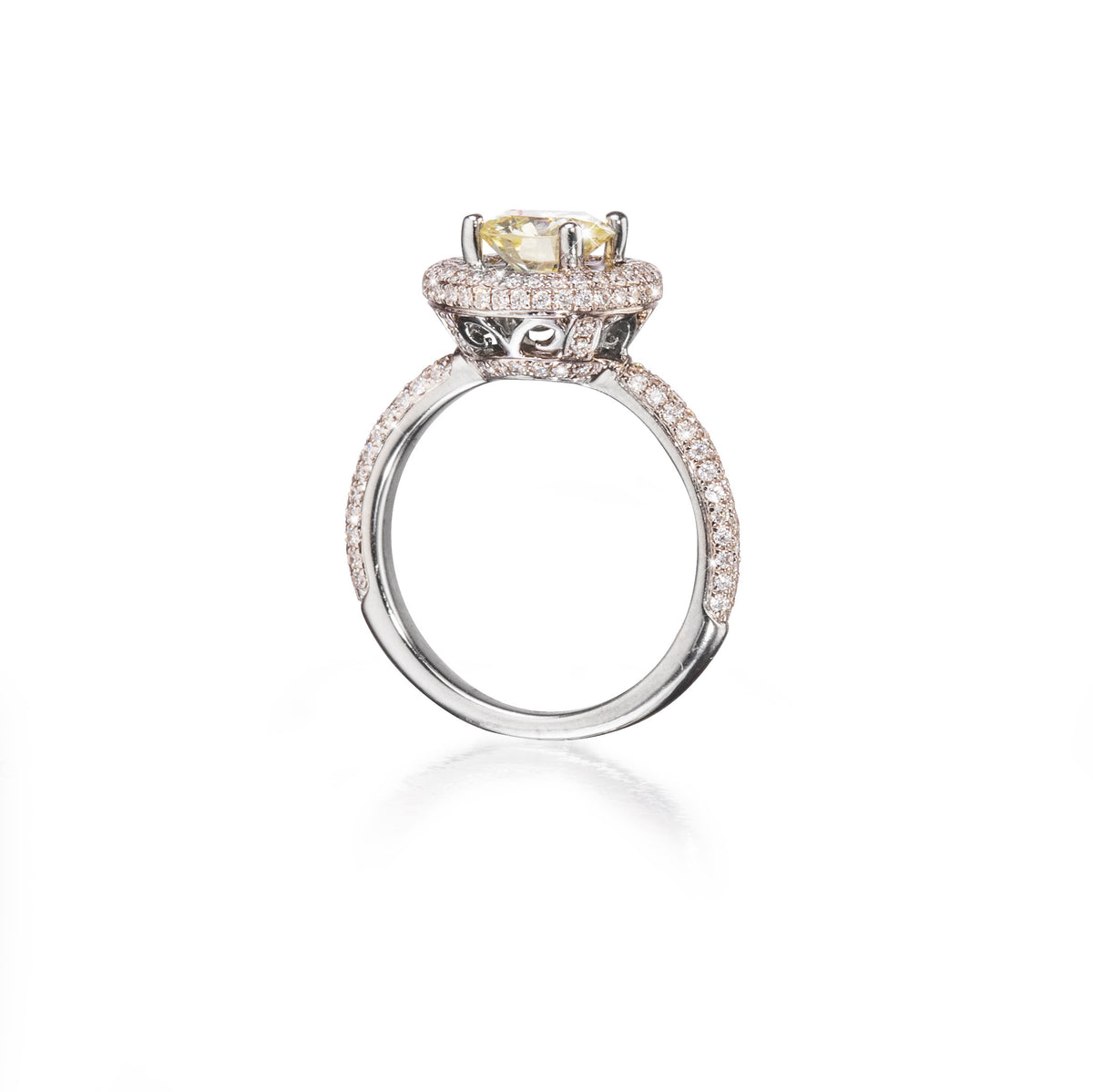 18ct White Gold Diamond Ring