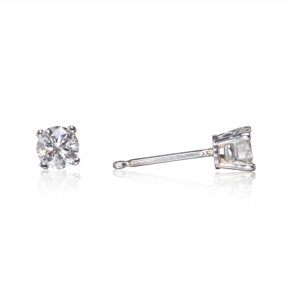 18ct White Gold Diamond Stud Earrings