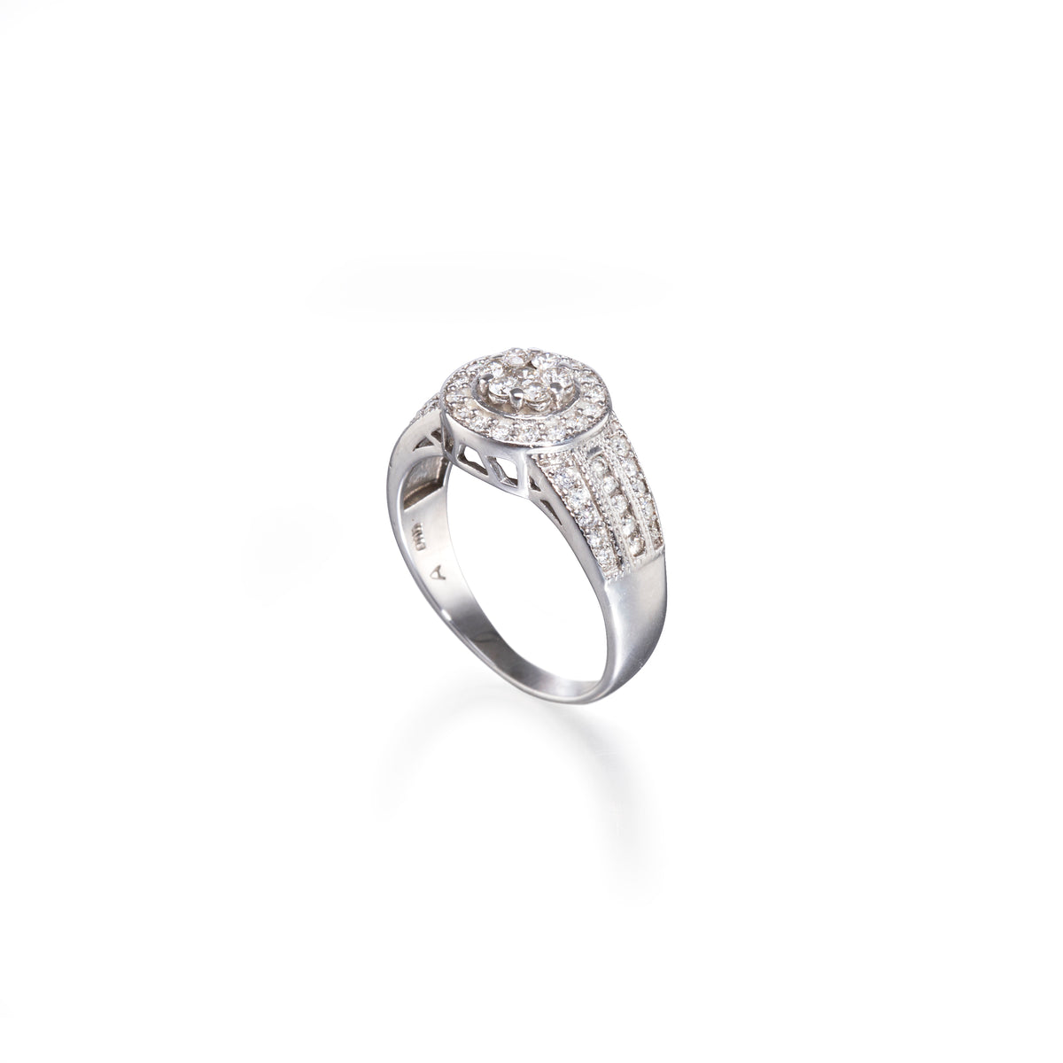 18ct White Gold Diamond Cluster Halo Ring
