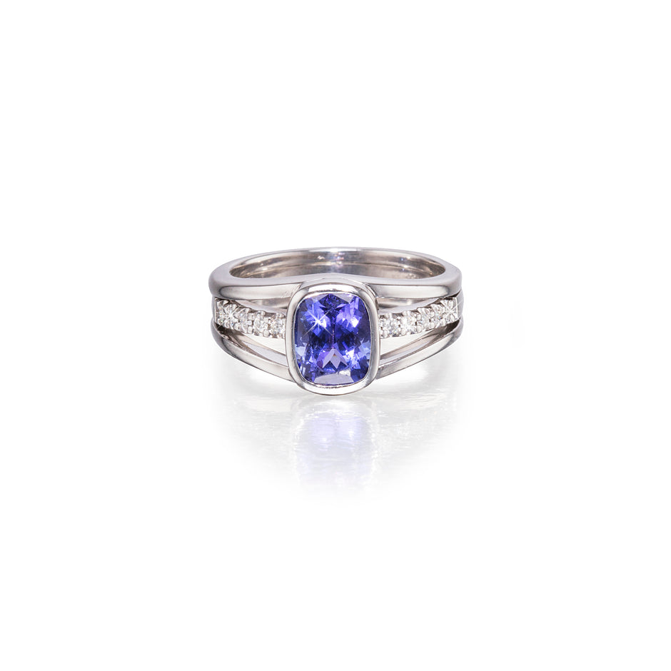 18ct White Gold Tube Setting Tanzanite and Diamond Ring