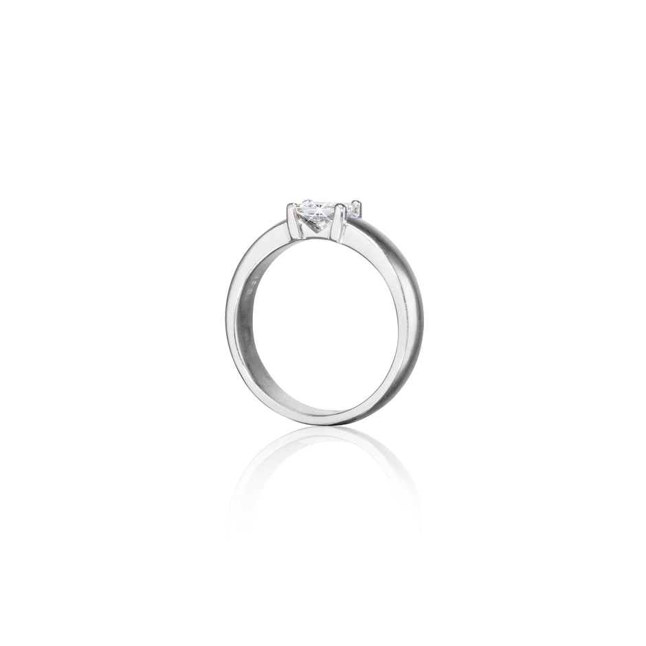 18ct White Gold Princess Cut Diamond Ring