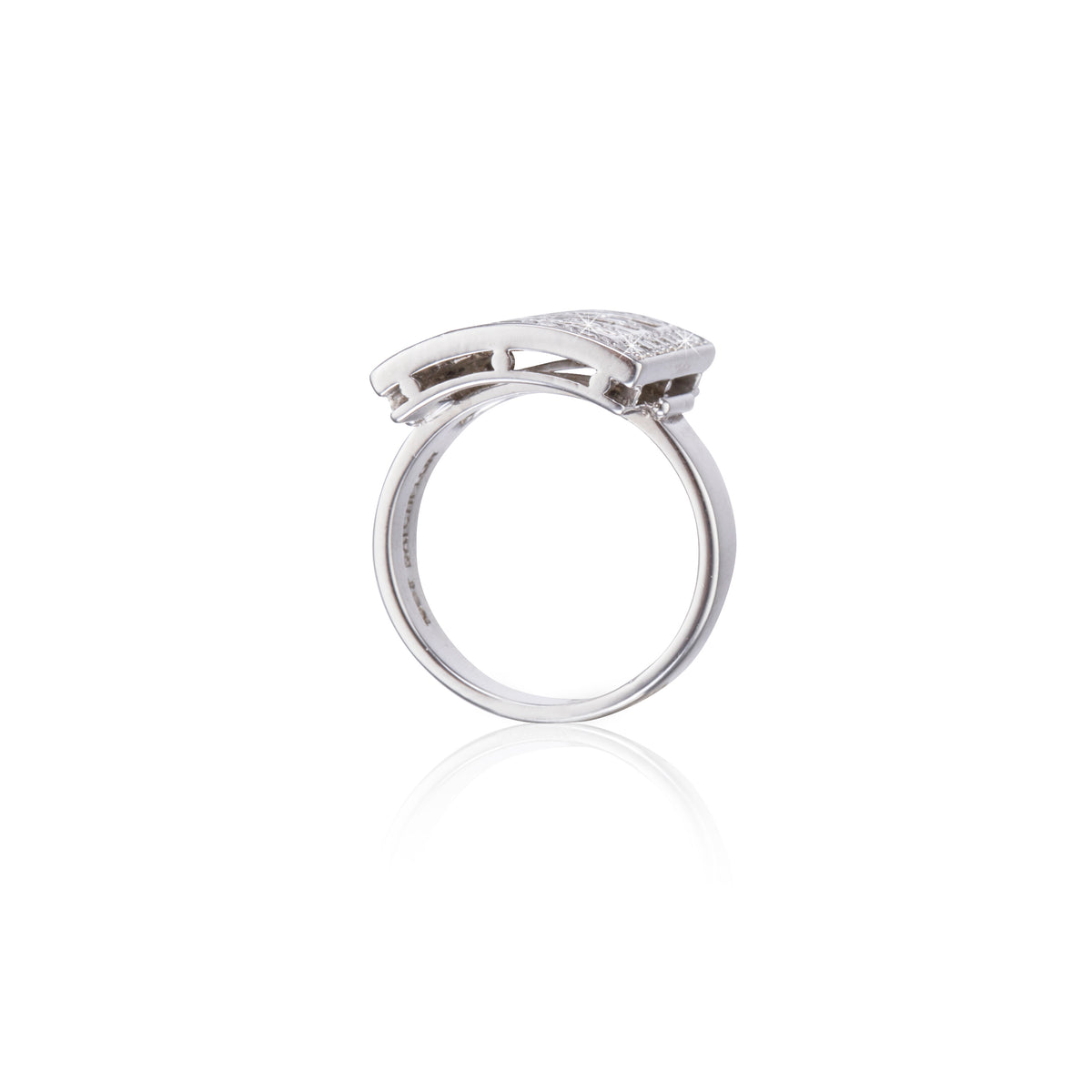 David Batchelor 18ct White Gold Rectangular Shape Cluster Ring