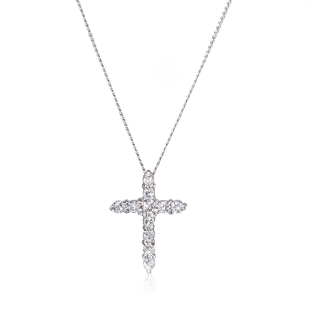 18ct White Gold Diamond Cross Pendant with a 18ct White Gold Chain