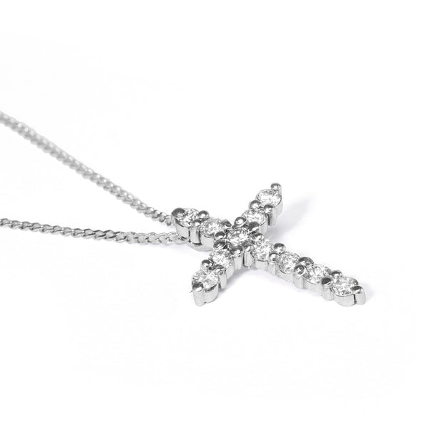 18ct White Gold Diamond Cross Pendant with a 18ct White Gold Chain