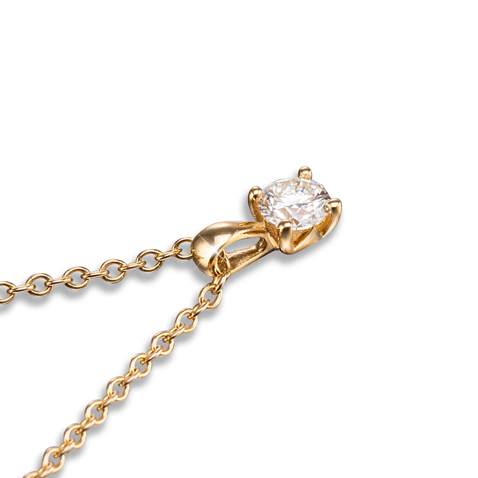 Browns 9ct Yellow Gold Chain with a Browns 18ct Yellow Gold Diamond Pendant