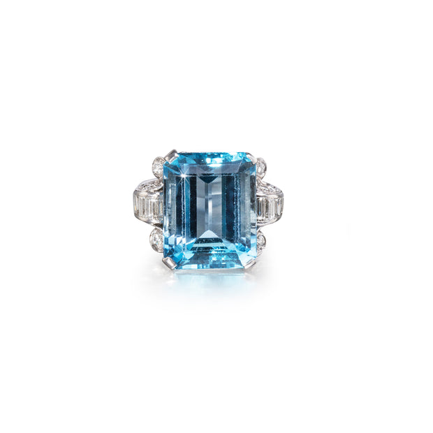 18ct White Gold Topaz and Diamond Ring