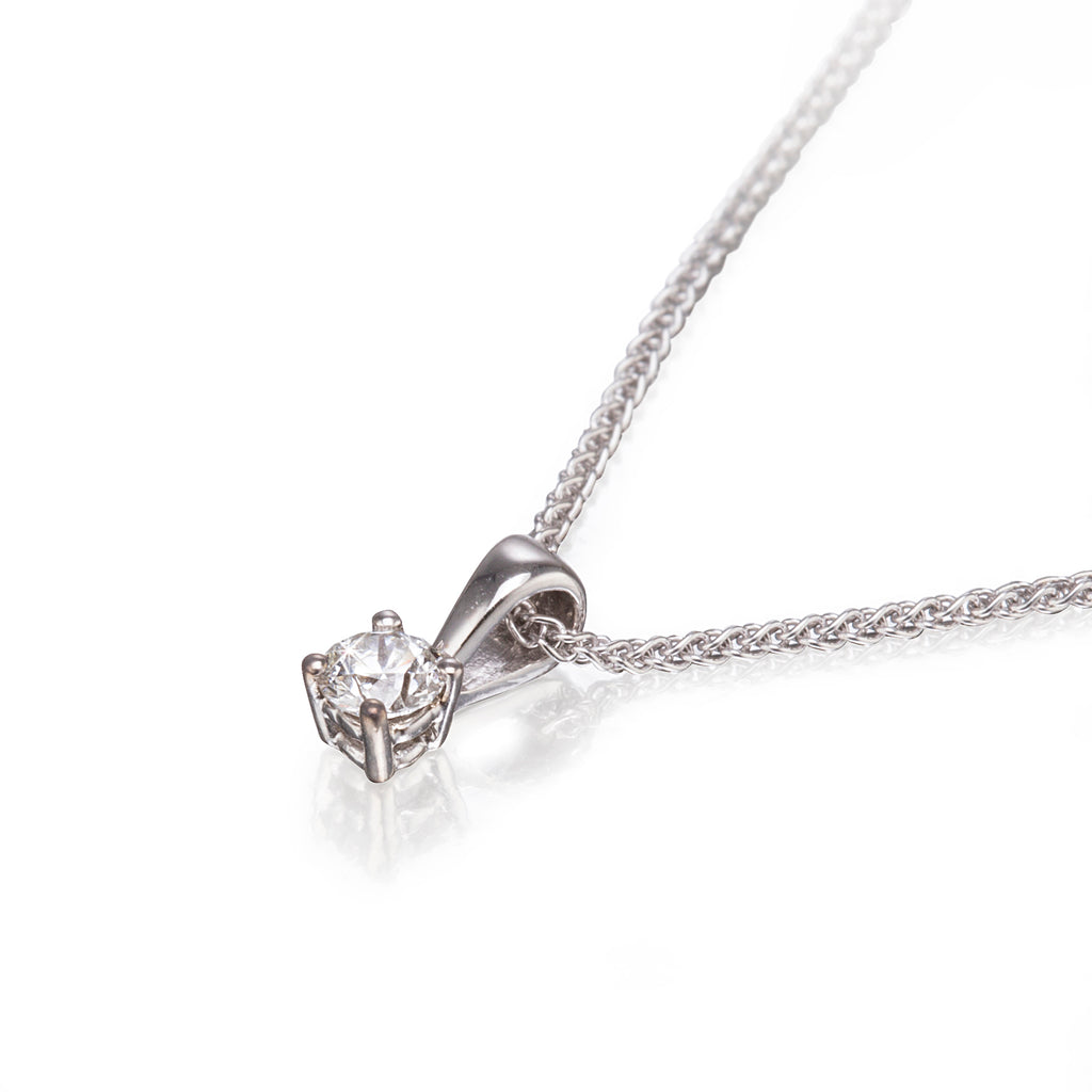 18ct White Gold Diamond Pendant with Chain