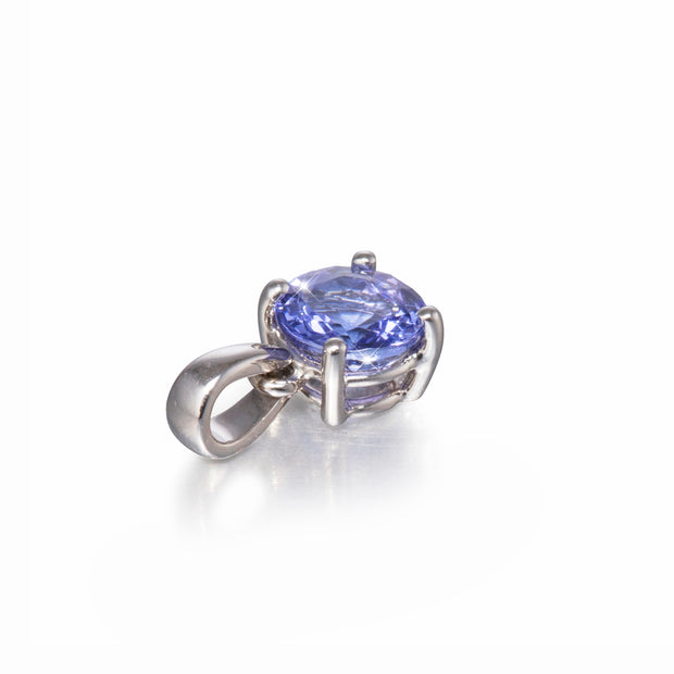 18ct White Gold Tanzanite Pendant