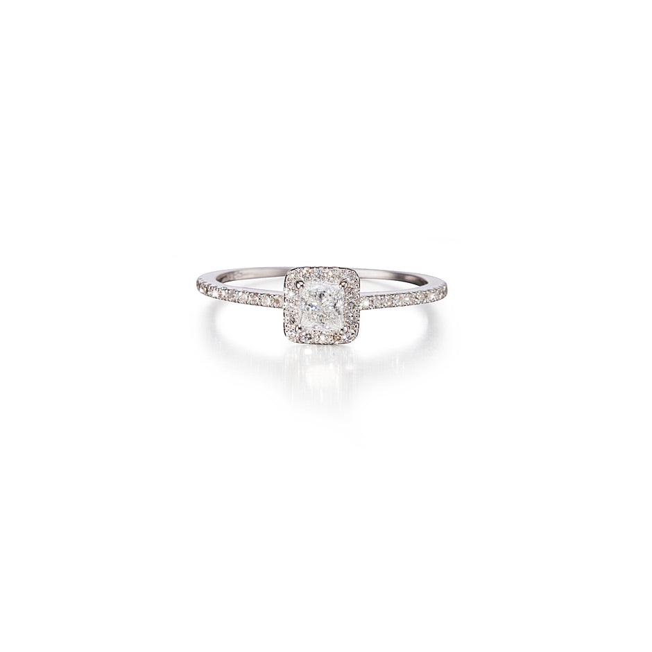 18ct White Gold Diamond Halo Ring