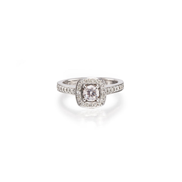 18ct White Gold Diamond Halo Ring