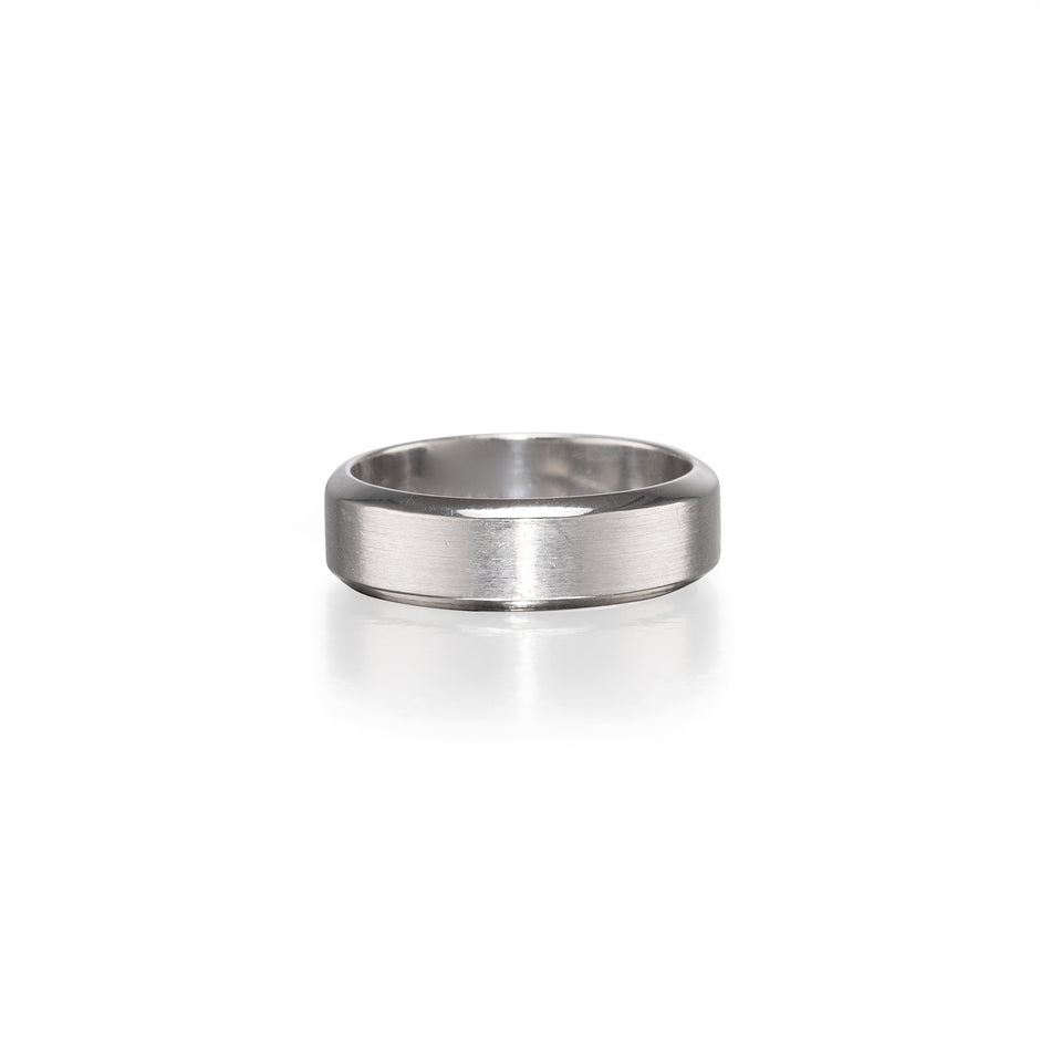 platinum gents satin finish wedding band with bevelled edge
