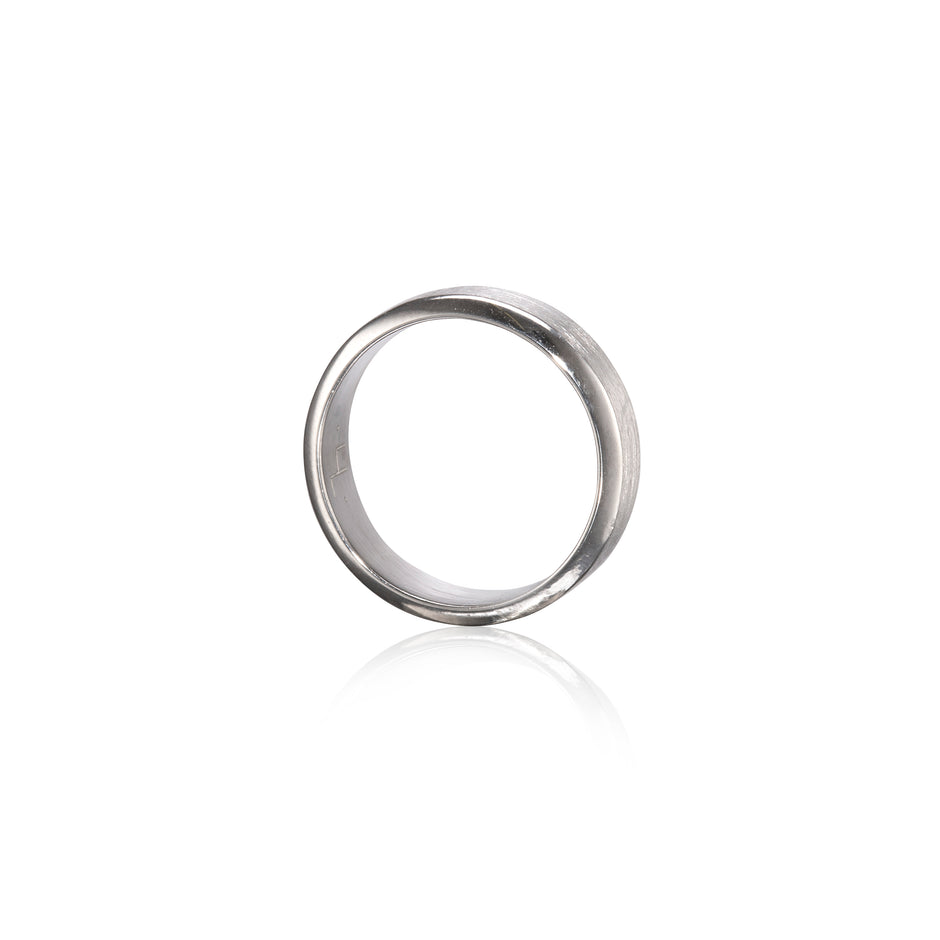 Platinum Gents Satin Finish Band Side view