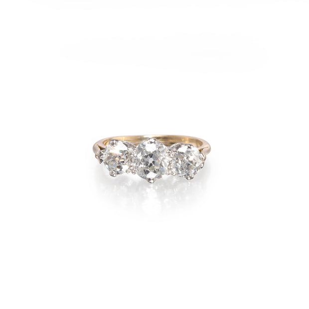 Vintage 18ct Yellow Gold Trilogy Diamond Ring