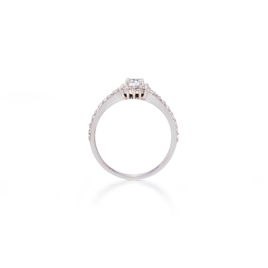 18ct White Gold Bellagio Halo Diamond Ring
